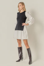 Mini-Kleid mit Mock Neck, plissierten Ärmeln und Materialmix aus Strick und Popeline