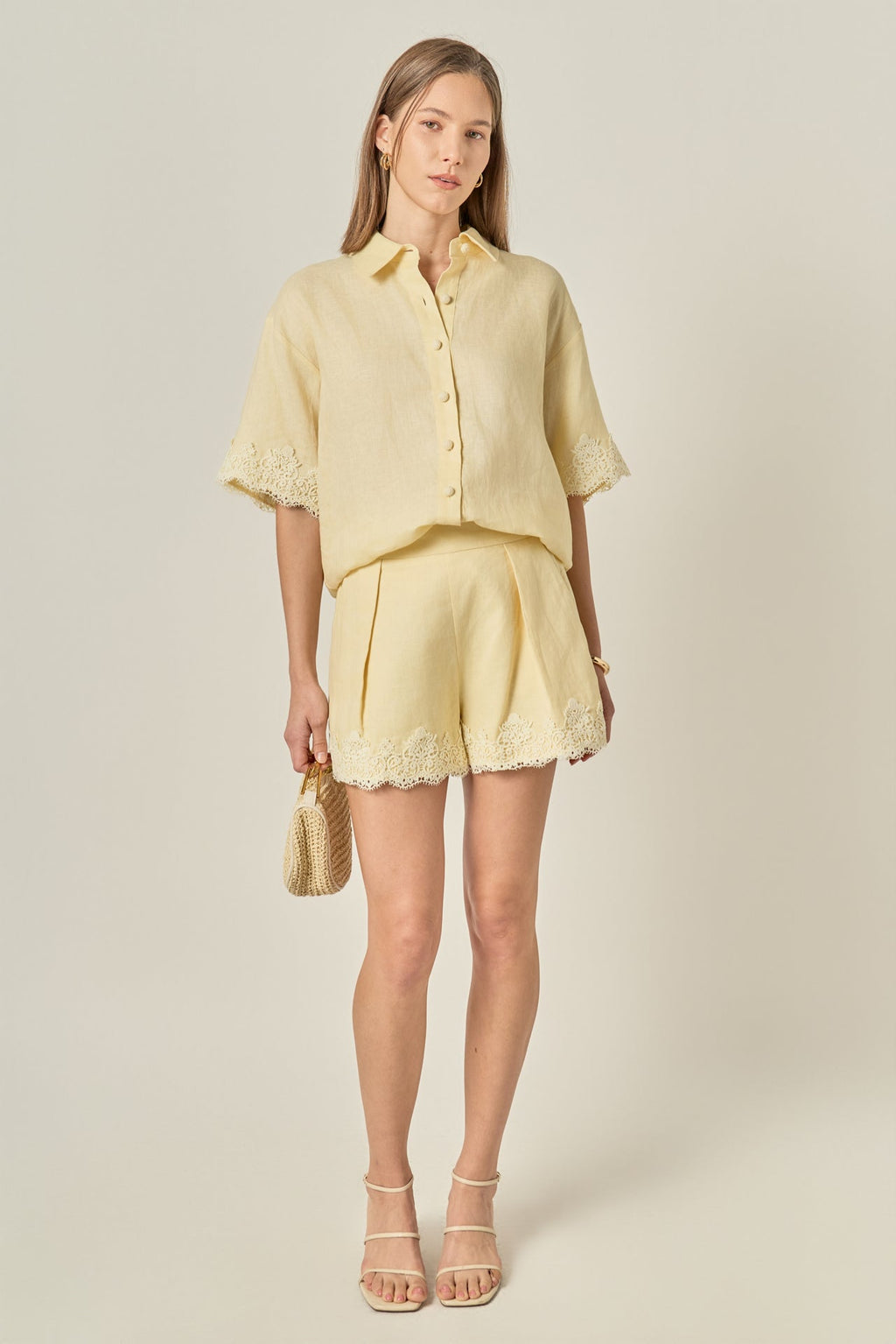 High-Waisted Linen Pleated Crochet Lace Cuff Shorts
