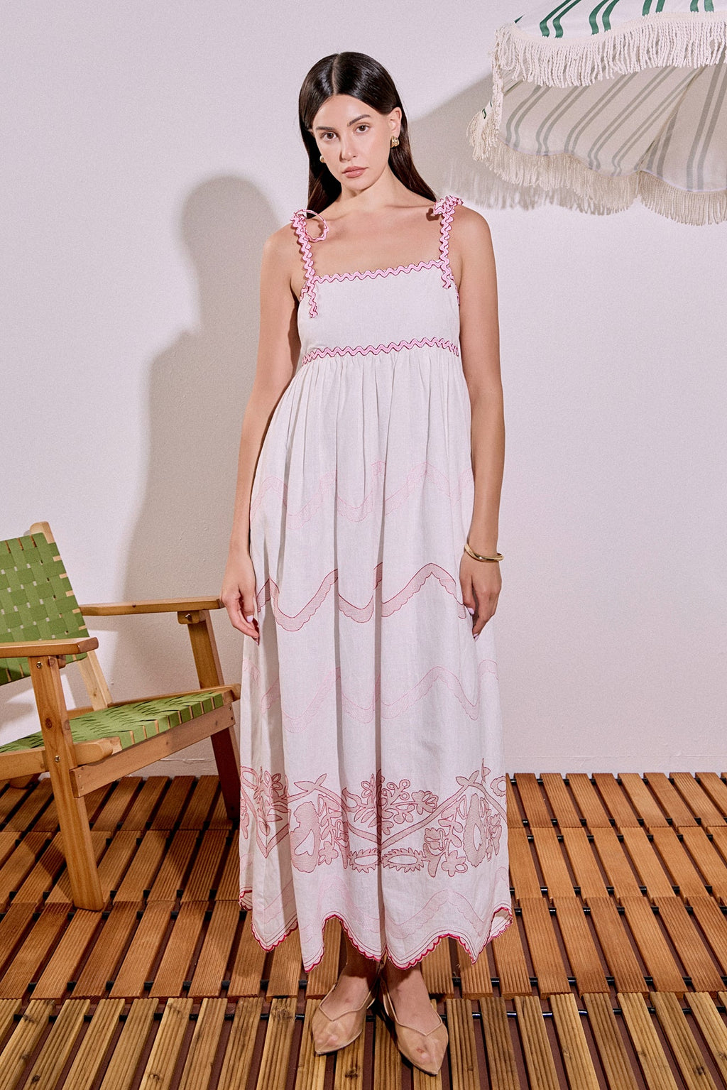 Floral Embroidered Sleeveless Relaxed Fit Maxi Dress