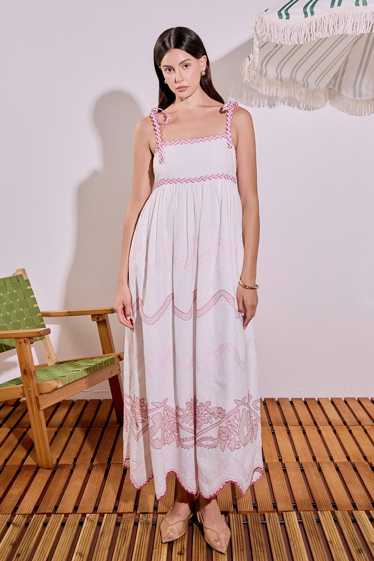 Floral Embroidered Sleeveless Relaxed Fit Maxi Dress