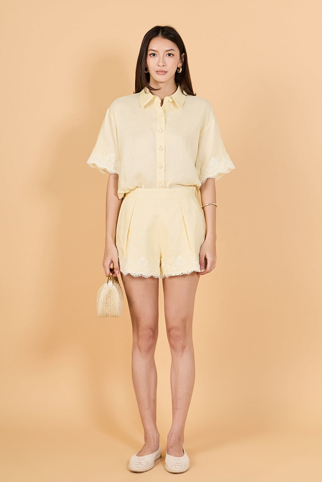 High-Waisted Linen Pleated Crochet Lace Cuff Shorts