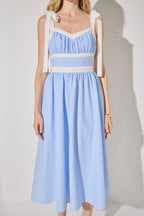 Seersucker-Streifen Midi-Kleid mit Schleifen an den Schultern und gesmokter Taille