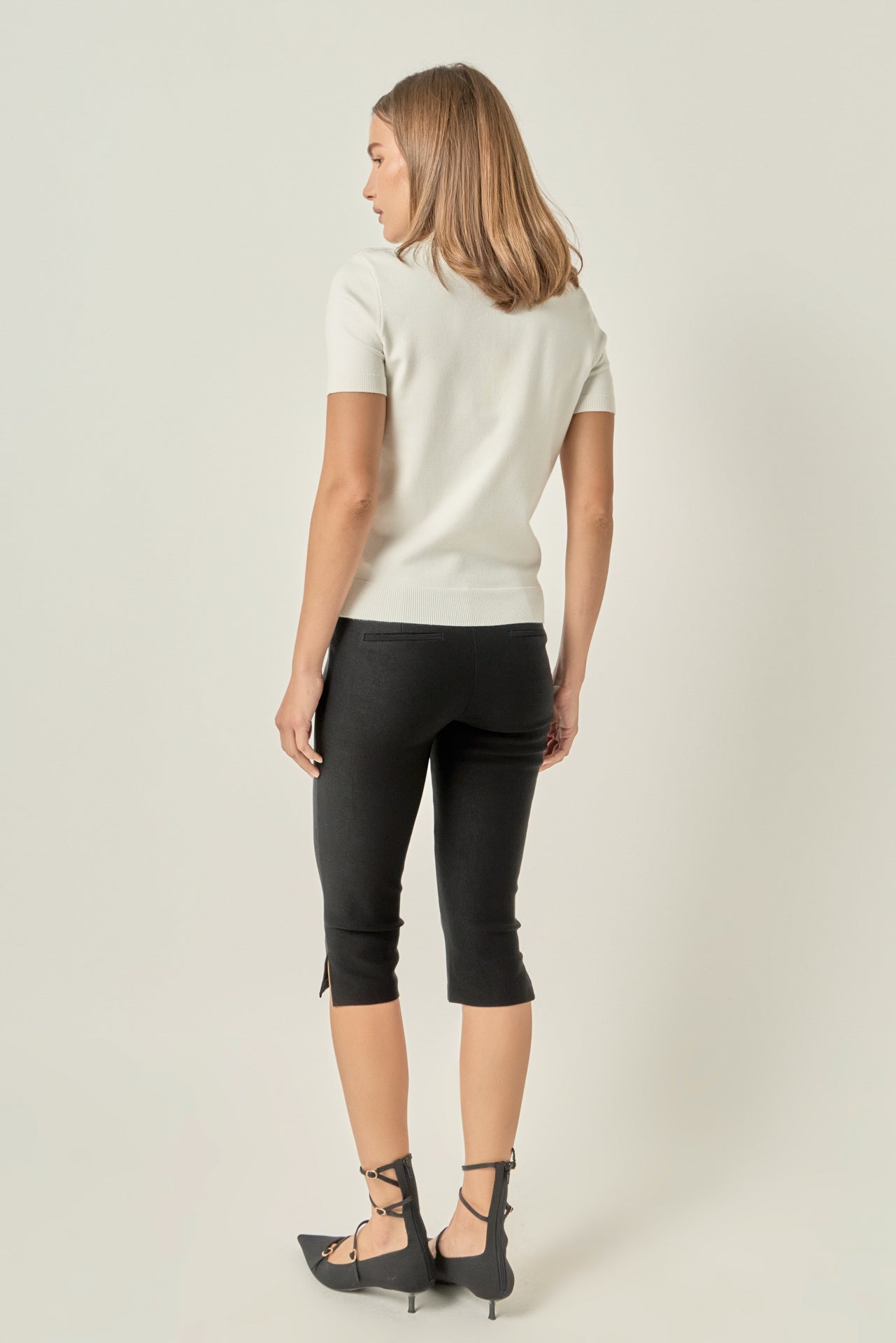 High-Rise Slim Tailored Capri Pants with Slit Hem
