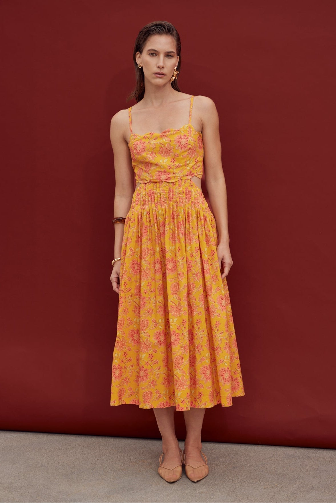 Floral Print Scallop Trim Fitted Bodice Smocked Back Midi Dress