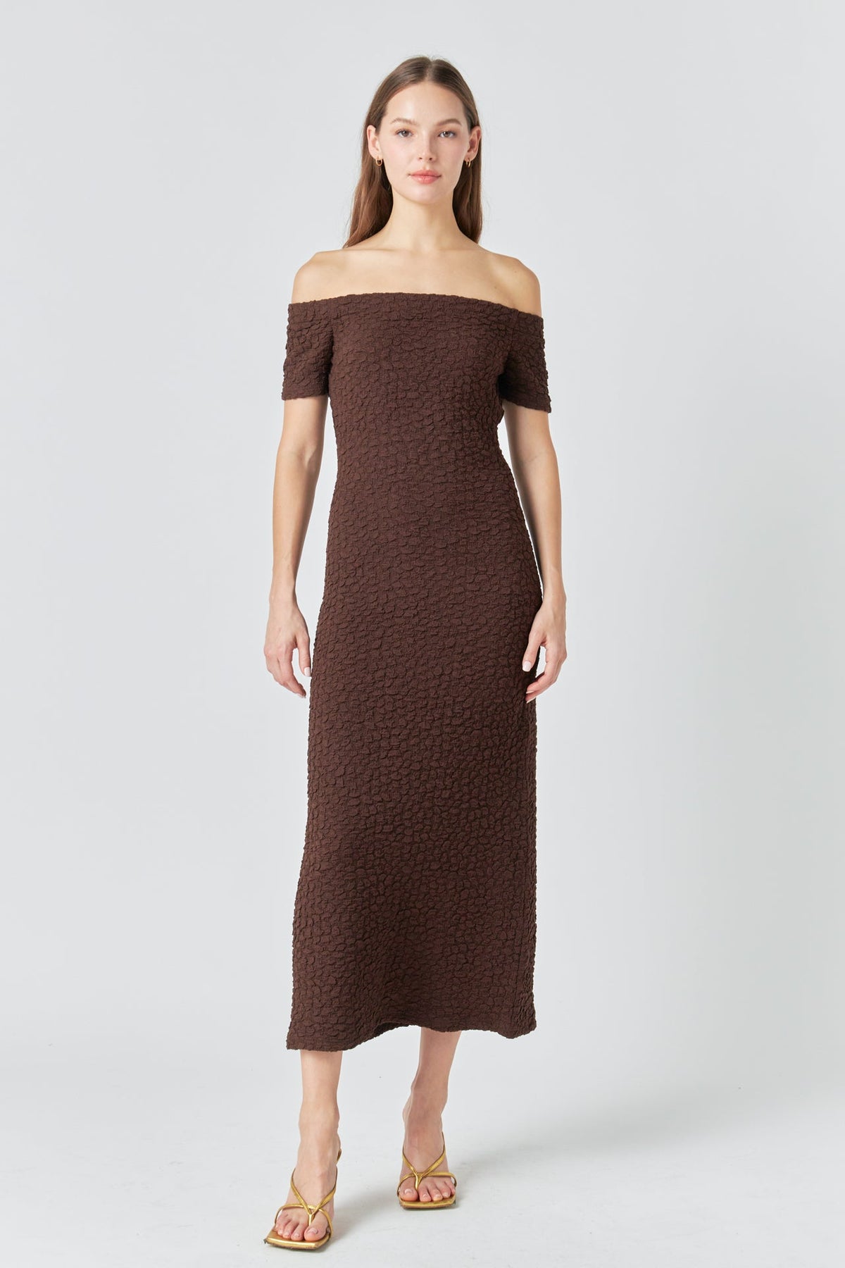 Ärmelloses Midikleid aus Bouclé-Strick mit Off-Shoulder und taillierter Passform